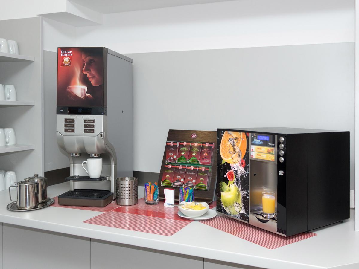 Winbudget "Bed&Breakfast" Wiener Neustadt Luaran gambar